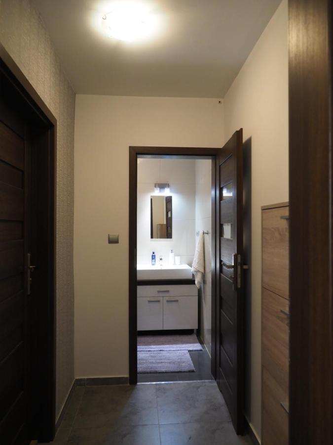 Adobe Apartment - Przytulny I Free Parking Wrocław Eksteriør bilde